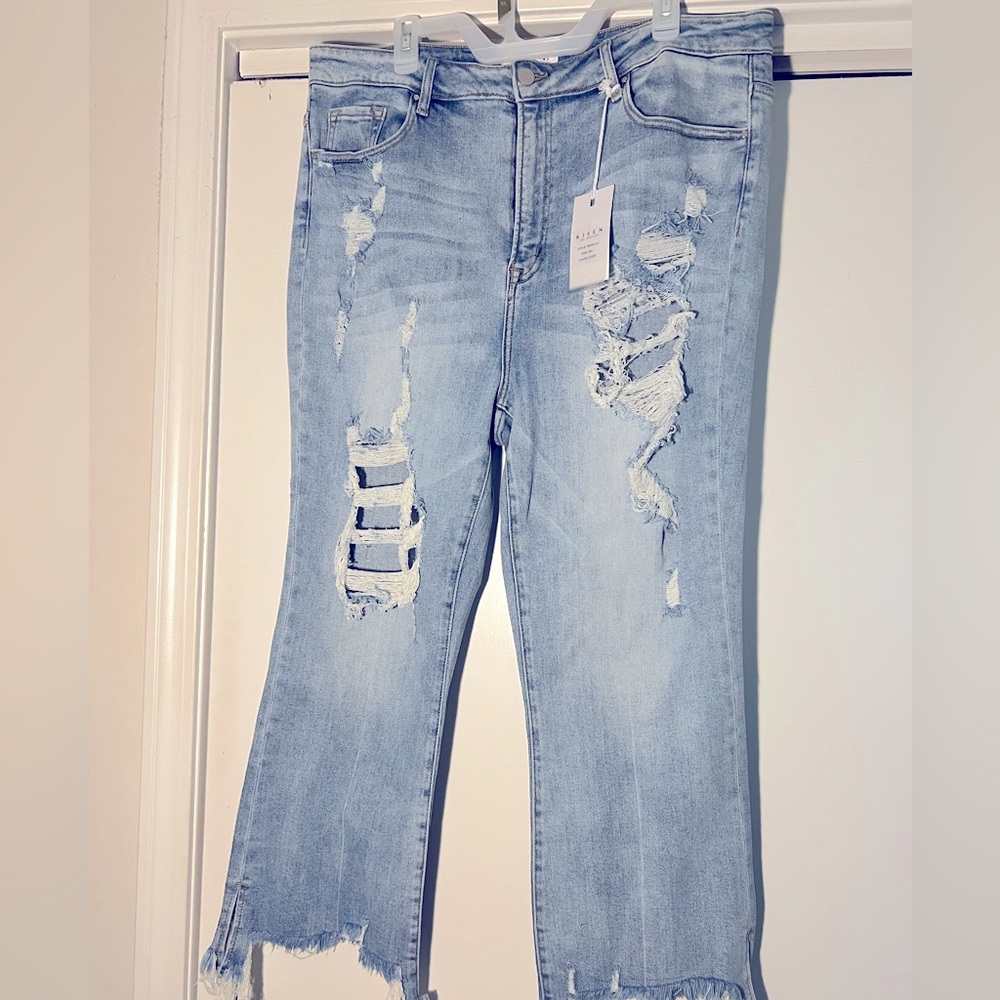 NWT  Risen “sea breeze” light high rise flared ankle Jeans .